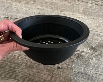 7" black textured shallow bulb pan for orchids, tropicals and succulents