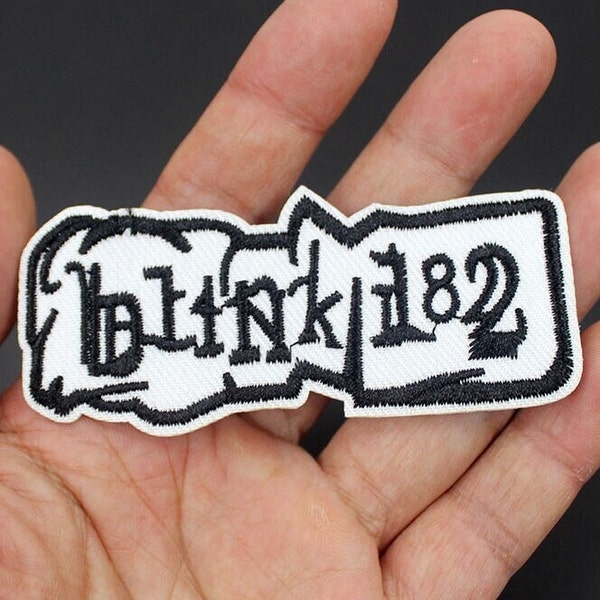 BLINK 182 IRON ON Logo Patch offspring mxpx green day sum 41 paramore fall out boy