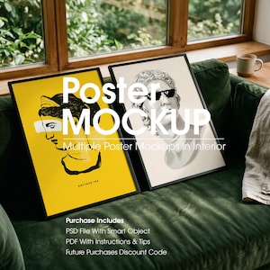 Könnte beinhalten: Zwei gerahmte Poster mit schwarzen Rändern werden auf einem grünen Samtsofa präsentiert. Ein Poster hat einen gelben Hintergrund mit einer schwarzen Illustration einer klassischen Büste. Das andere Poster hat einen beigen Hintergrund mit einer Büste, die pixelige Sonnenbrillen trägt. Der Text auf den Postern lautet "Poster MOCKUP".