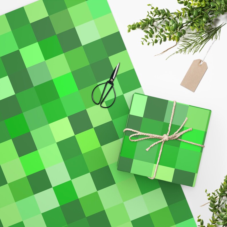 Creeper Green Wrapping Paper, Video Gamer Fan Gift Paper, Minecra