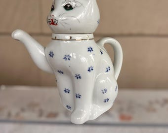 ヴィンテージ 中国製 白磁 招き猫 足を上げる ミニティーポット ティー