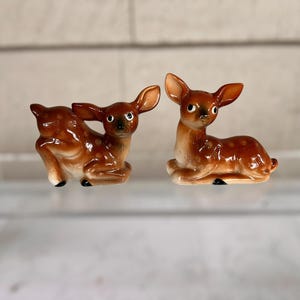 Vintage Made in Japan Deer Salz- und Pfefferstreuer - 1950er Jahre Mid-Century Keramik Rehkitz Figuren - Waldtier Sammlerstücke