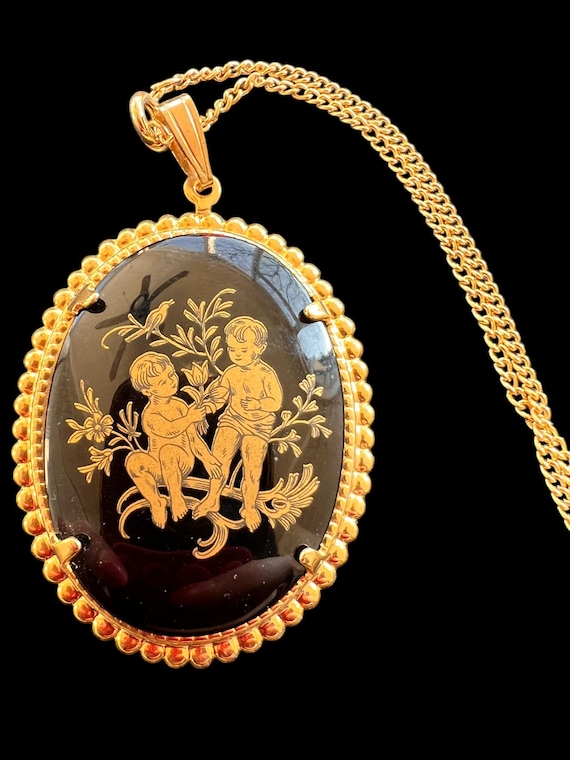 Vintage Cherub Cameo Necklace Victorian Revival | Gold Tone Oval Cameo Pendant with Putti Design | Romantic Classic Style | 18 Inch Chain