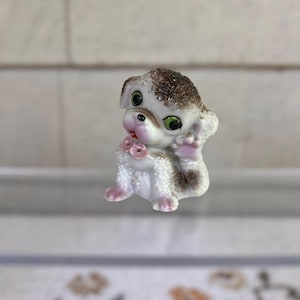 Vintage Japan Spaghetti Poodle Figurine – Mid-Century Ceramic Dog with Pink Bow, Big Eyes, 1950s Kitsch - Anthropomorphic Dog Figurine