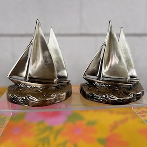 Vintage Sailboat Bookends – PM Craftsman Nautical Decor, Heavy Cast Metal, 4 lbs, Made in USA