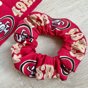San Francisco 49ers Scrunchie / San Francisco / 49ers / Football / Sport Gift Ideas / Scrunchie / Sports Team Scrunchie