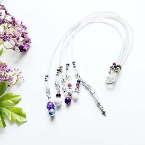 Beaded Bible Bookmark: 5-Strand Silver, 'I Am' Word Charms