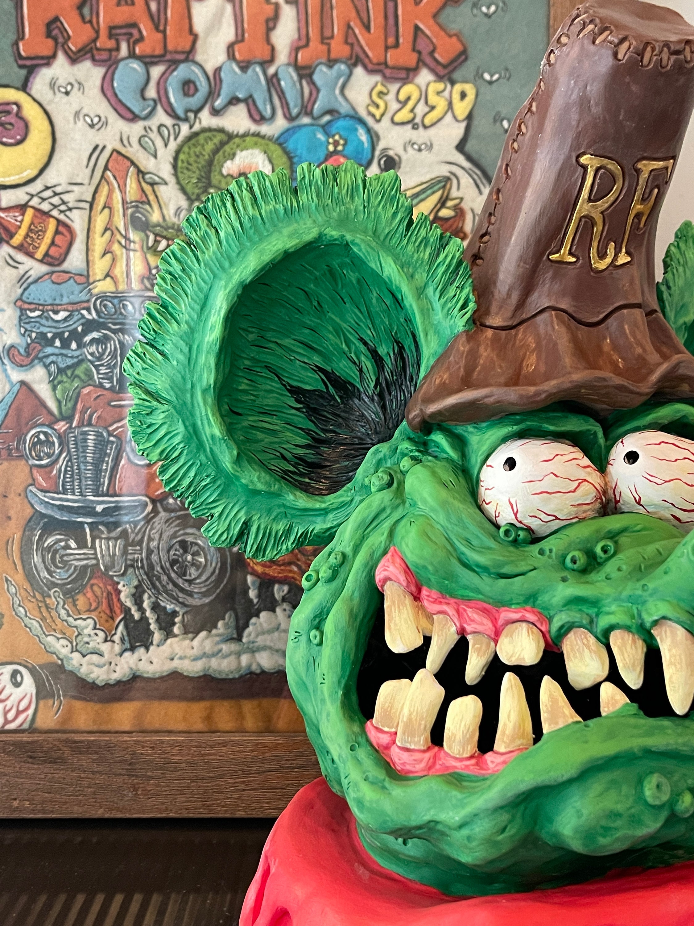 RAT FINK HEAD ラットフィンクのお面 激レア カーサービスを身にまとったシークレットベース謹製のラットフィンク