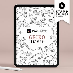 Può includere: Un'illustrazione digitale di sei timbri di geco per Procreate. I gechi sono disegnati in bianco e nero e sono disposti in un motivo ripetitivo su uno sfondo bianco. Il testo "Gecko Stamps" è visualizzato in testo nero su uno sfondo bianco.
