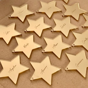 Gouden spiegel plexiglas stervormige plaatskaarten - gepersonaliseerd met naam / Bruiloft / Doop / Communie / Kerstmis