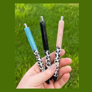 Stylos gel à paillettes léopard pastel || Stylos gel personnalisés rechargeables || Stylos à paillettes || Stylo à imprimé animal || Stylo guépard