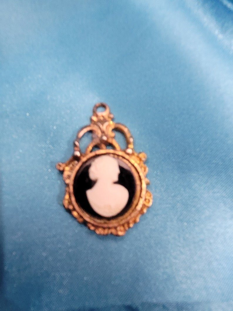 Cameo Pendant zdjęcie 6