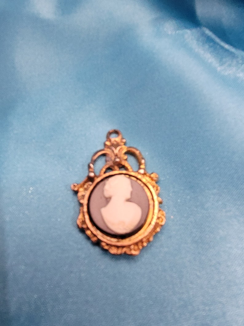 Cameo Pendant zdjęcie 1