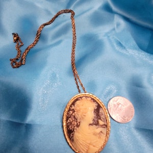 Cameo Necklace image 2