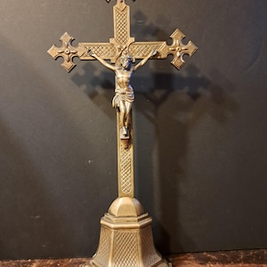 Antique circa 1900 Height 37 Cm From Monastery of Belgium which is Closed Bronze Fleur de Lis Standing Wall Crucifix Jesus Cristus Corpus