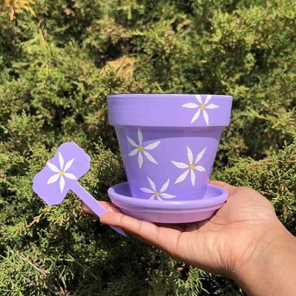 Purple Daisy Hand-Painted Terracotta Pot|Indoor Planter|Dorm/Home Decor|Pottery|Flower Pot|Garden|Handmade Pottery|Birthday Gift|Succulents