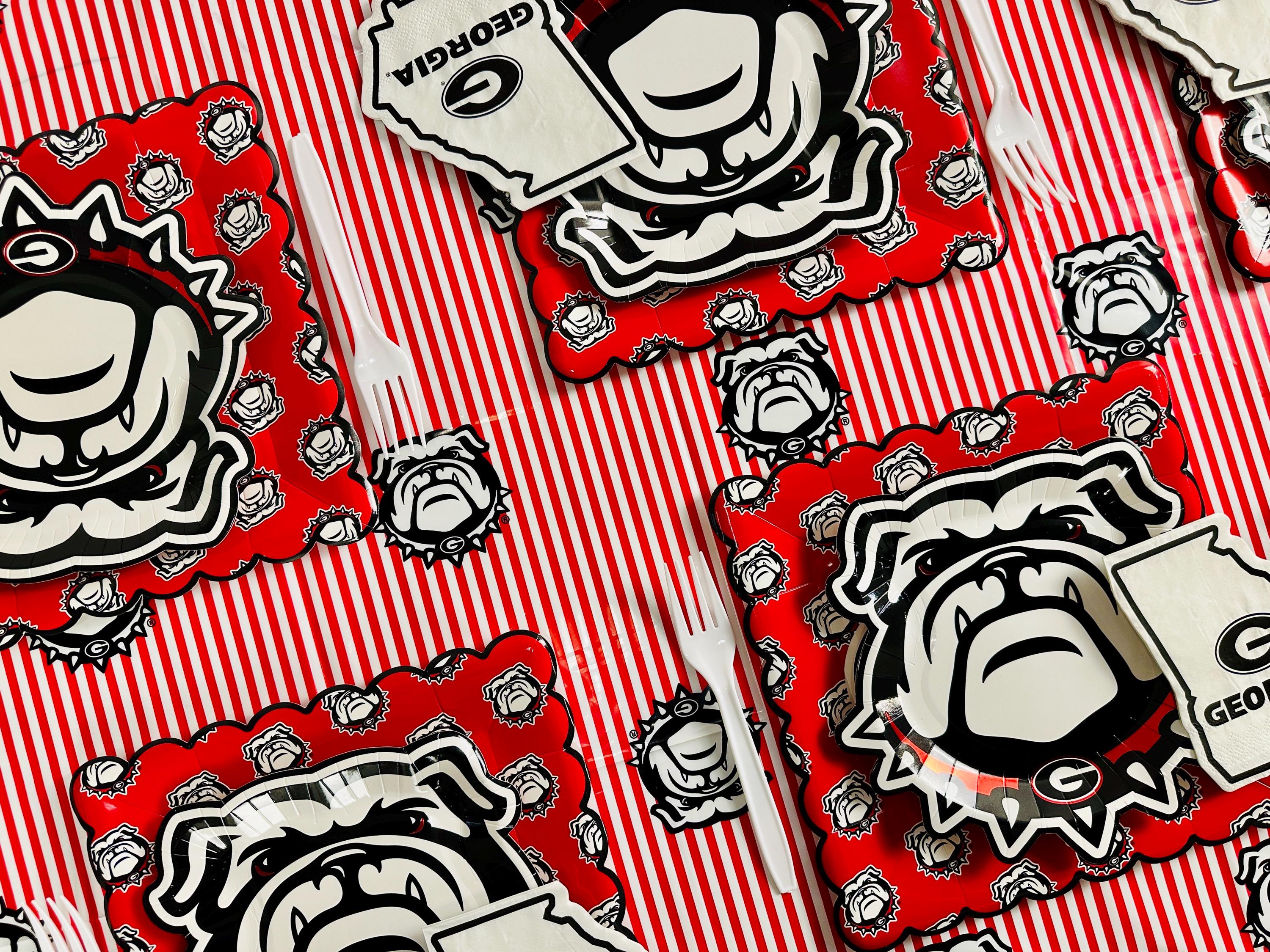Georgia Bulldogs Party Supplies Birthday Party, UGA Graduation Decorations, Game Day Football Tableware (49 Pieces, Serves 16)