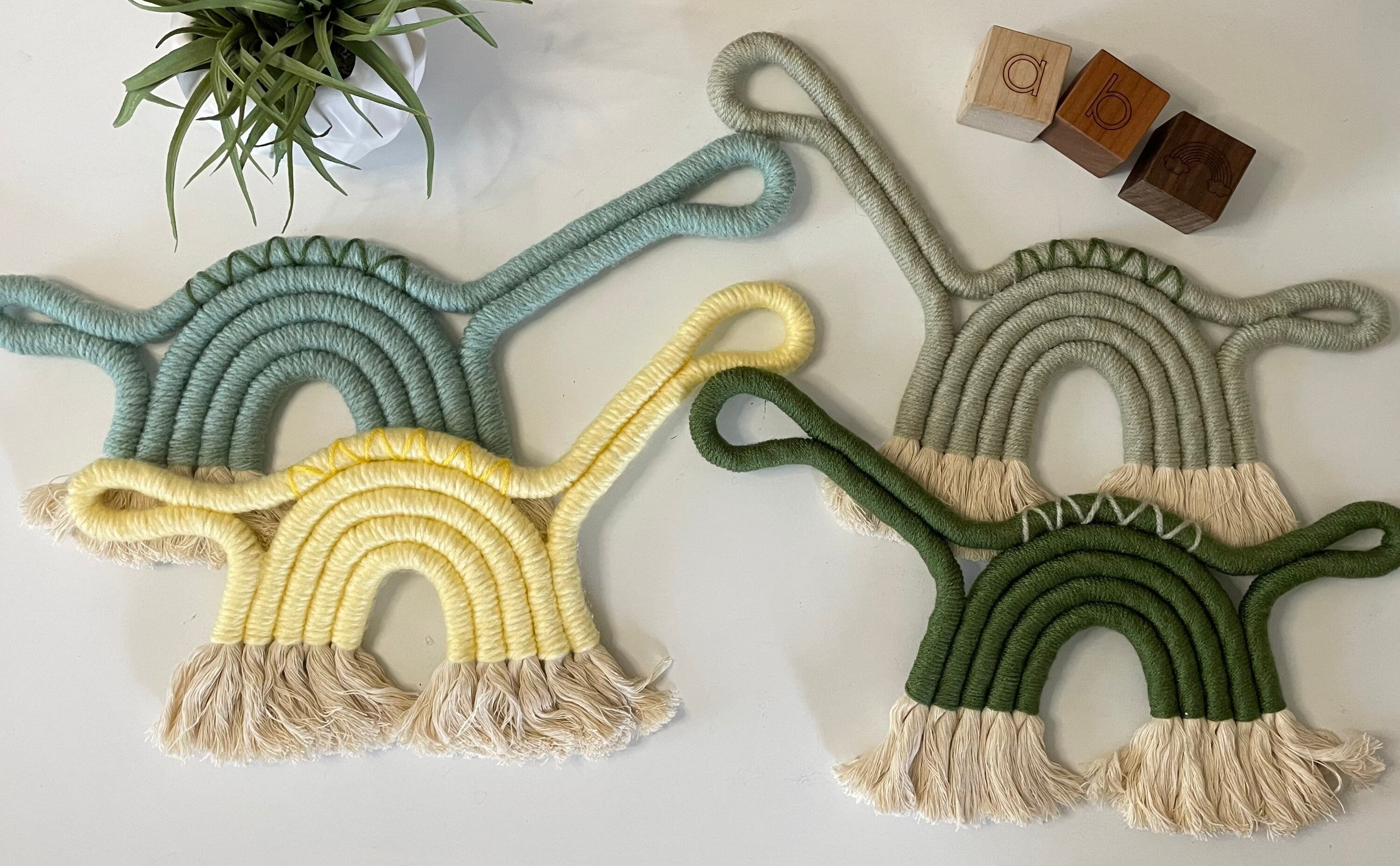 Suspension Murale En Forme Du2019arc-en-ciel En Macramu00e9 Tressu00e9, Parfaite Comme Du00e9coration Murale Pour Une U00e9cole Maternelle, Vert | Votre Wishlist Sur