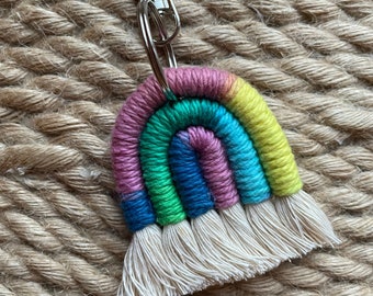 Macrame Rainbow Keychain, Rainbow Keychain, Boho Car Accessories for Women, Macrame Keychain, Bag Accessory, Macrame Rainbow, Handmade