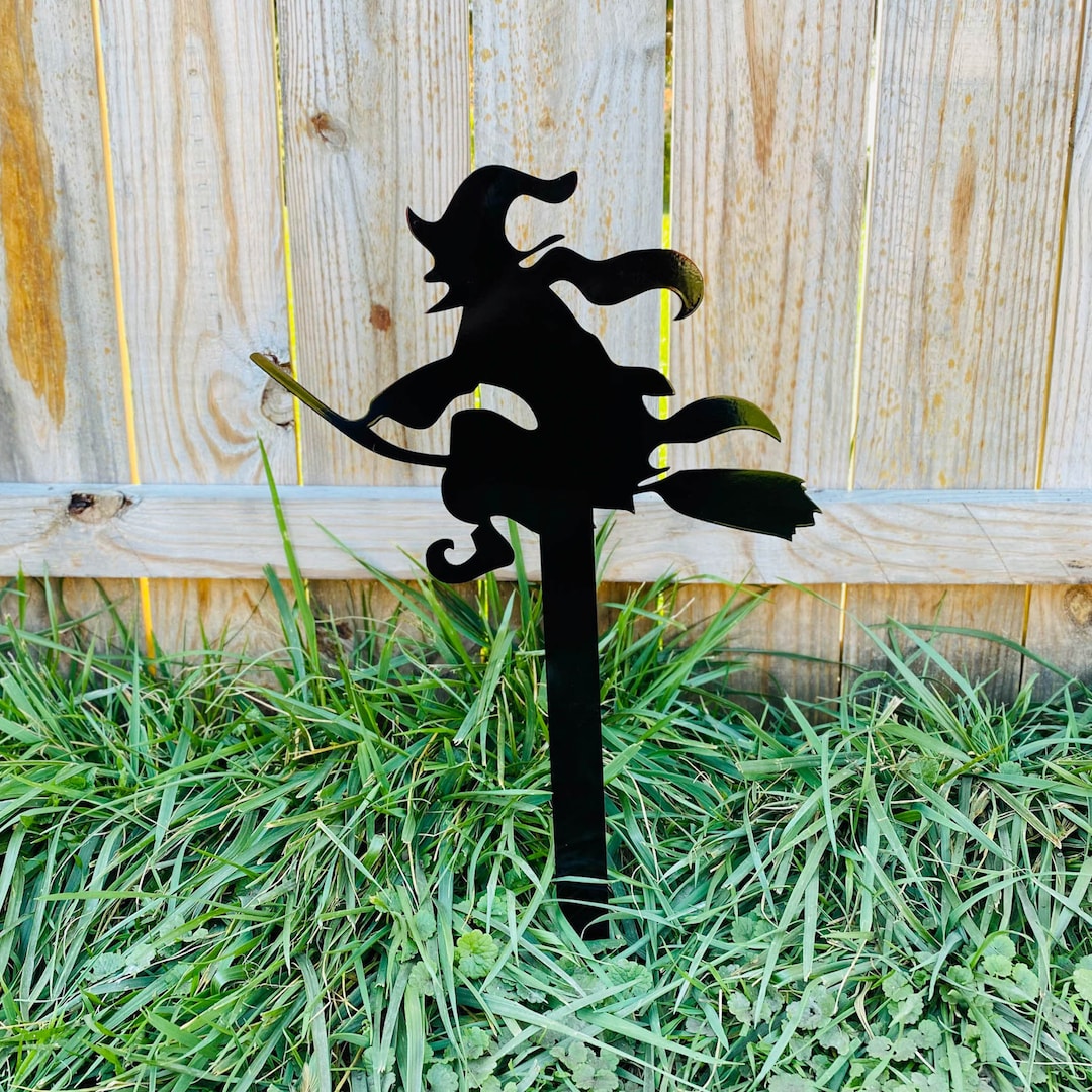 Flying Witch Yard Decor
 Flying Witch Yard Stake Halloween Outdoor Decor Halloween Etsy