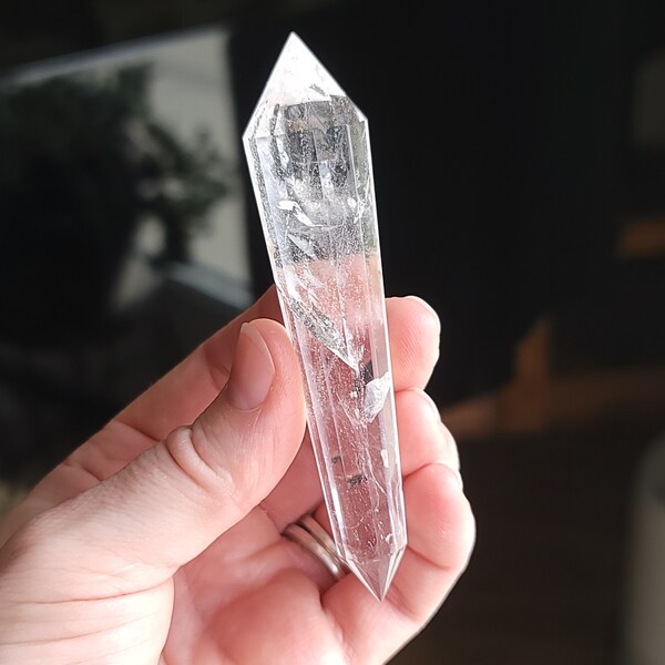 3.75″ Clear Quartz Vogel with 12 Sides | Crystal Healing | Energy Tools, 1.7 Oz