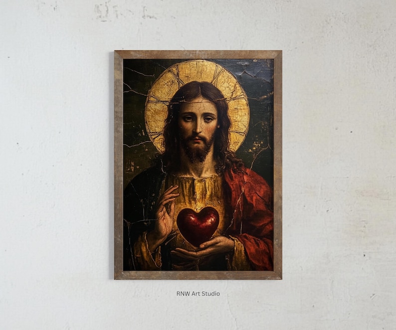 K&ouml;nnte beinhalten: Ein Gem&auml;lde von Jesus Christus mit einem goldenen Heiligenschein und einem roten Herzen in seinen H&auml;nden. Das Gem&auml;lde ist in einem Holzrahmen gerahmt.