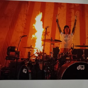 Rob Shanahan Tommy Lee assinado à mão numerado giclée em papel de 75 com carta de autenticidade LOA Motley Crue baterista lendário Metal
