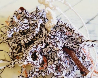 Chocolate Dust Bird Toy