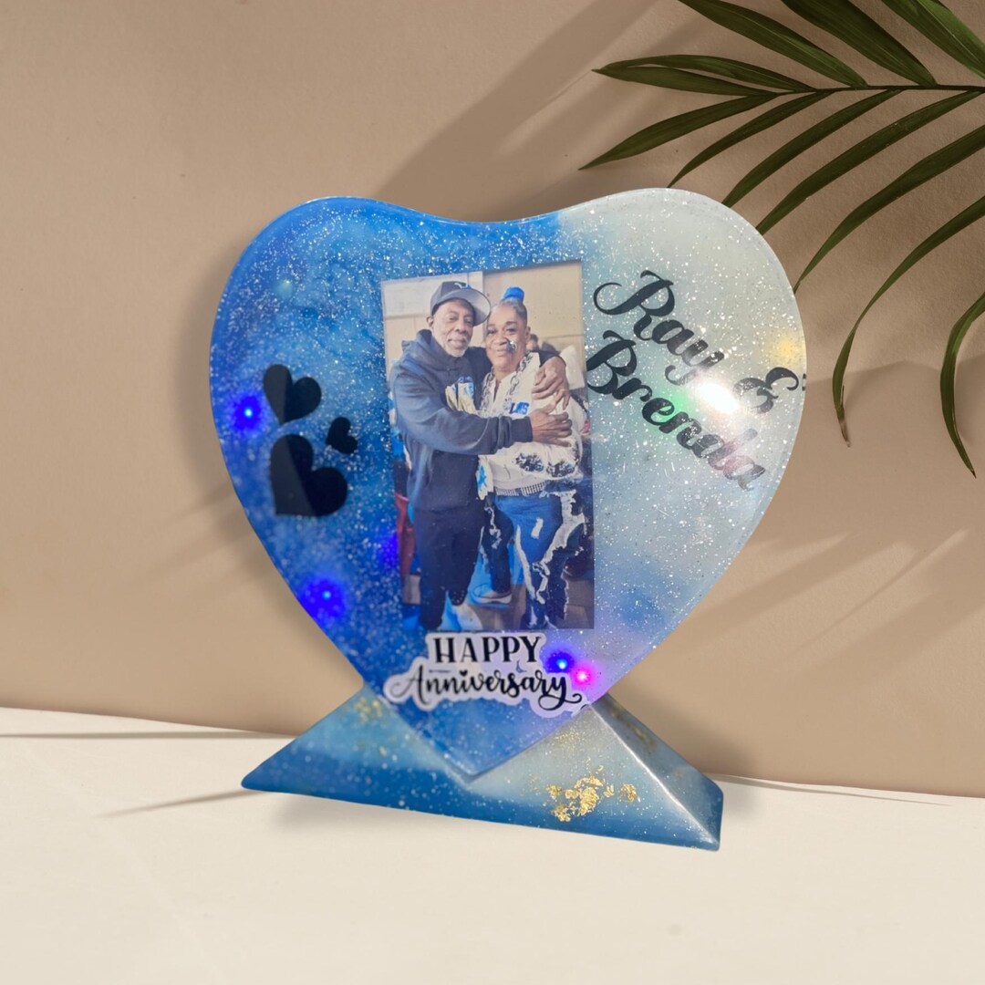 Personalized Floral Heart Stand With Custom Message: Unique Resin Sign ...