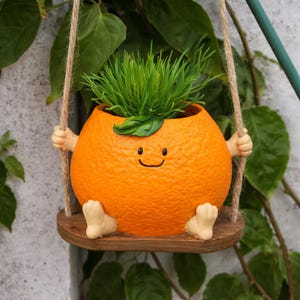 1Pc Smiling Orange Flower Pot, Swing Hanging Planter, Cute Face Plant Pot Home Decor