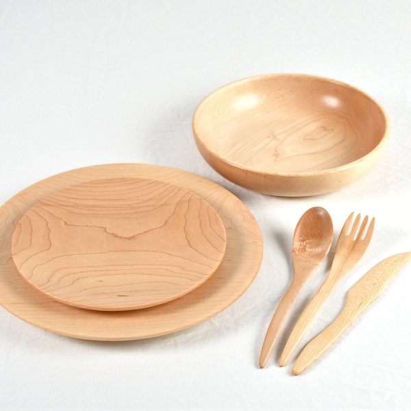 Complete Maple Wood Dinnerware Set