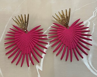 Complete your outfit with these stunning drop earrings
