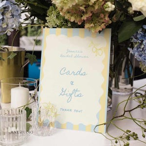 Modelo de placa de cartões e presentes para chá de panela italiano personalizado amarelo azul limão desenhado à mão decoração de chá de panela presentes editáveis