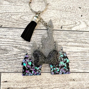 Disney Castle Keychain . Magic Kingdom. Princess Cinderella . Disney family vacation . birthday gift . Easter . bag charm