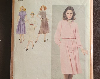 Sewing Pattern Women, Simplicity 9254, 1980, Sz 10, Stunning dress