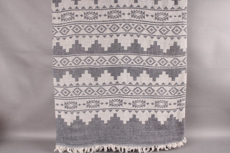 Couverture turque, couvertures cadeaux de mariage, couverture bleu marine, couverture kilim, couverture en coton de 56 x 85 pouces, couverture turque, couverture chaude, image 1
