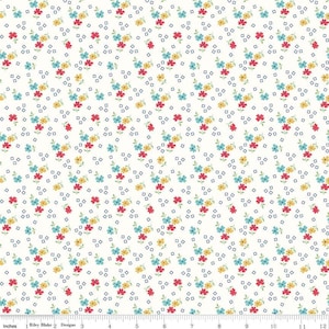Farm Girl Vintage Flower in Cloud by Lori Holt for Riley Blake Designs - Premium Cotton Fabric - sold in 1/2 yard increments