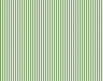 Riley Blake's Stripe in Clover Green, 1/8" stripe - Premium Cotton Fabric
