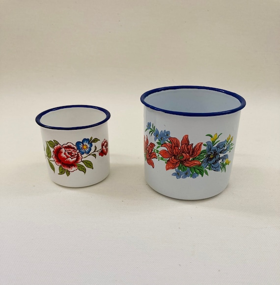 vintage cup ❀ 素敵な模様の入った カップ * 2コ SET vintage cup ❀ 素敵な模様の入った カップ * 2コ SET