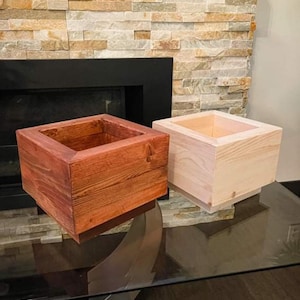 Pflanzentopf aus Holz