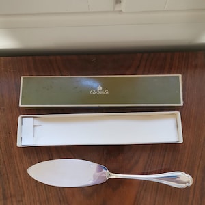 Christofle Pompadour couteau service à poisson excellent état en métal argenté