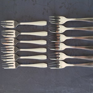 Art Deco 12 dessert cake forks in silver metal goldsmith Saint Médart