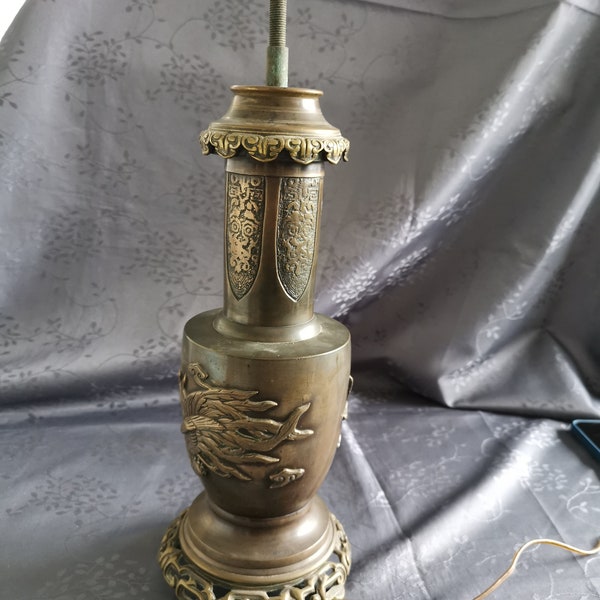 grande Lampe en bronze Indochine époque début XX
