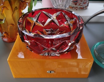 Cuenco grande de cristal rojo de Saint-Louis France en perfecto estado