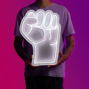 Runescape Strenght Skill Neon Led Light Acrylic Sign | Old School Runescape Wall Art Decor for OSRS fans | Osr & Runescape 3 Merch Gift