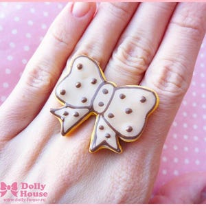 Niedliche Keks Bon Bon Ring von Dolly House