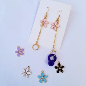 Blumen Loop Ohrstecker Ohrringe - rosa, lila, blau, schwarz, weiß zur Auswahl - trending 2025 Sommer Loop Schmuck -