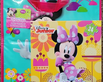 Broward Toys  Minnie's Boutique Jigsaw Puzzle and Reusable Tote Bag