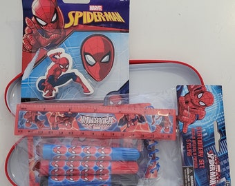 By Broward Store Spiderman Set 32 - Stiftebox & Schreibwaren, Radierer und Buntstifte