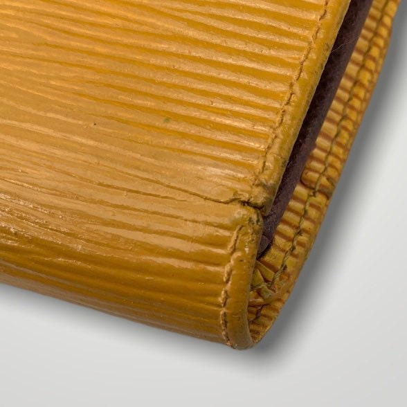 aksesoris dompet Louis Vuitton Yellow Epi Leather Wallet
